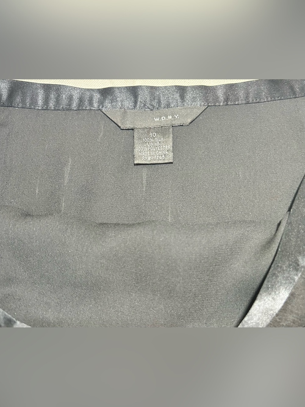 W.D.N.Y. Black 100% Silk Pleated Mini Skirt Satin Waist Size 10 - Picture 8 of 9
